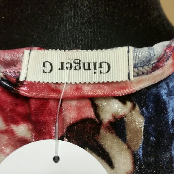 Ginger G Crushed Velvet Navy Floral Cropped Blouse Top - Picture 6 of 6